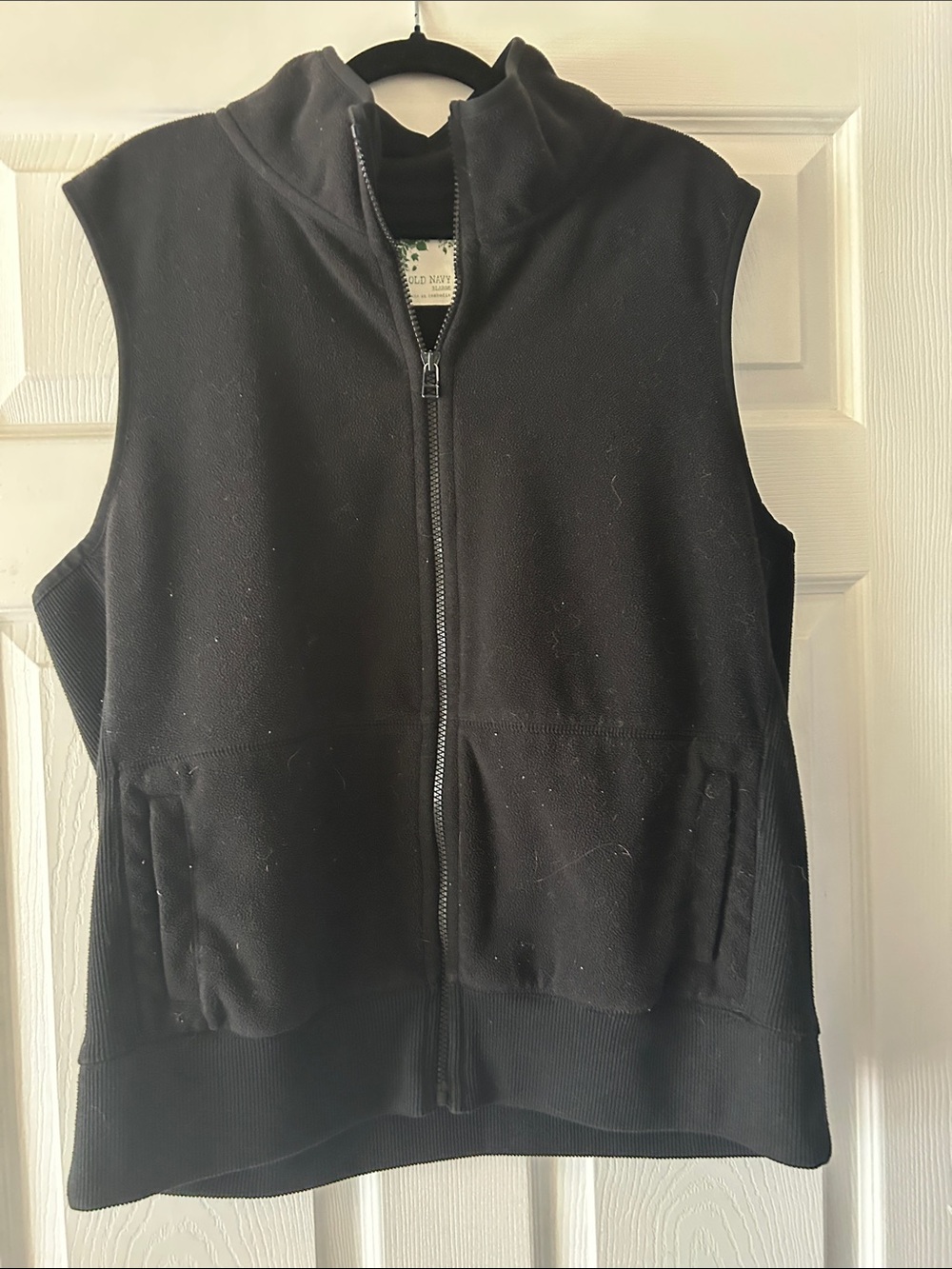 Old Navy Black Full-Zip Fleece Vest